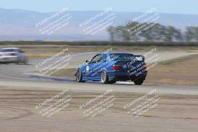 media/Oct-04-2025-OnGrid (Sat) [[44bd565ffa]]/Blue Group/Grapevine/